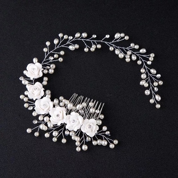 Pearl and Crystal White Flower Bridal Hair Comb - Picture 6 of 16